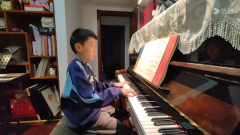 练习曲《巴赫初级钢琴曲集》17条 波罗涅兹舞曲